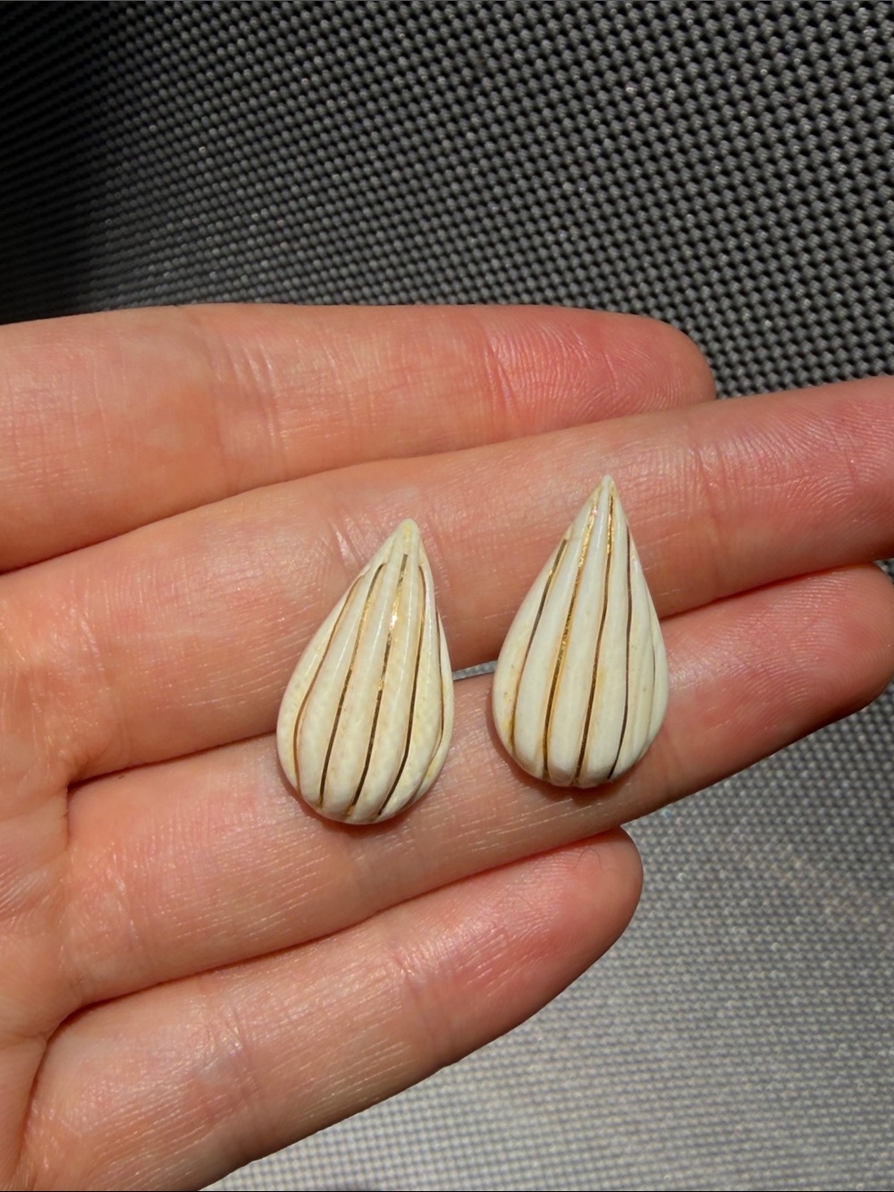 Elegant Cream Teardrop Stud Earrings - Minimal Sculpted Design